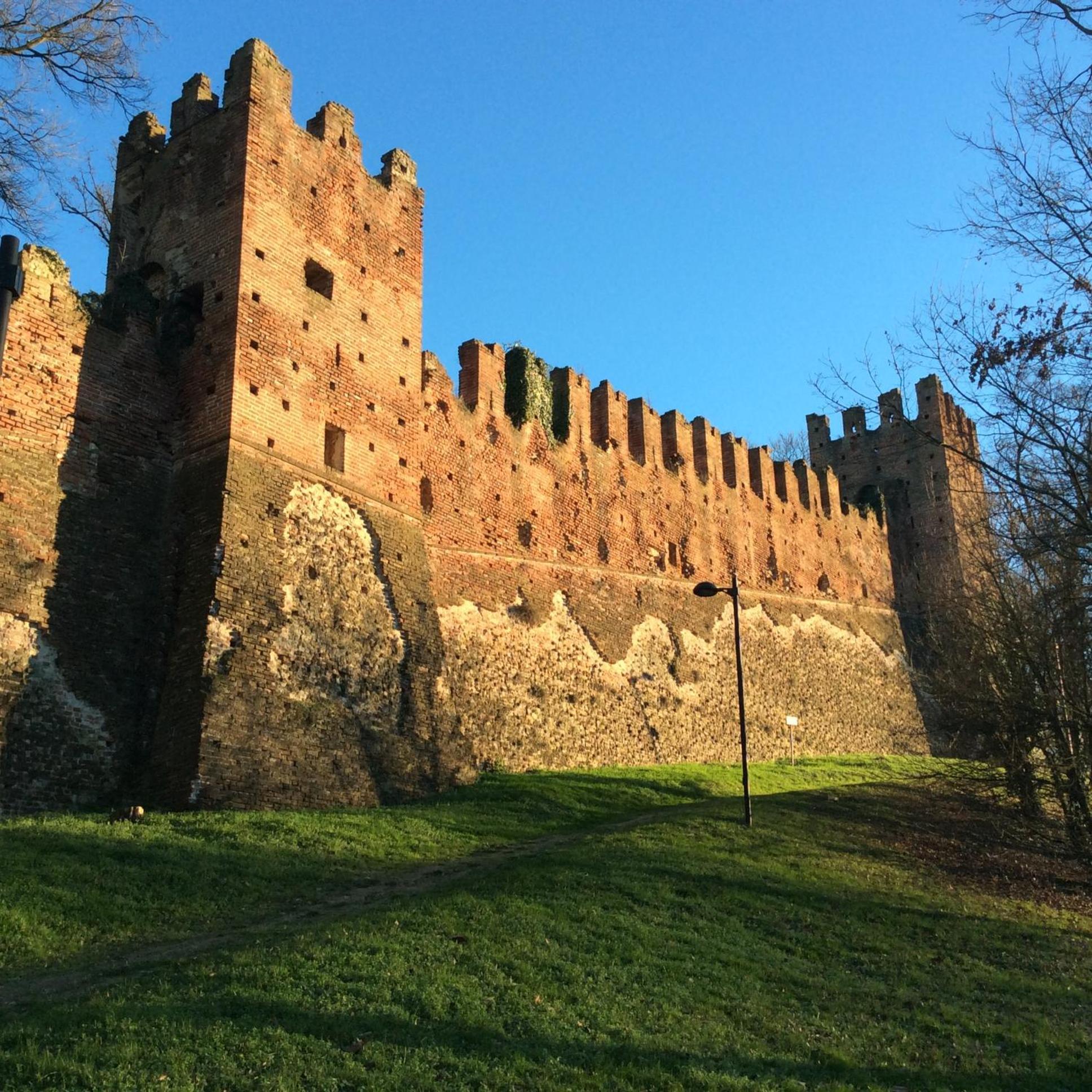 San Colombano al Lambro Bed & Breakfast Sforza 19 المظهر الخارجي الصورة