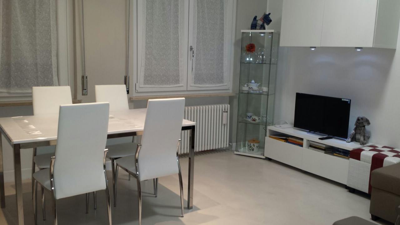 San Colombano al Lambro Bed & Breakfast Sforza 19 المظهر الخارجي الصورة