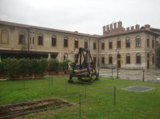 San Colombano al Lambro Bed & Breakfast Sforza 19 المظهر الخارجي الصورة