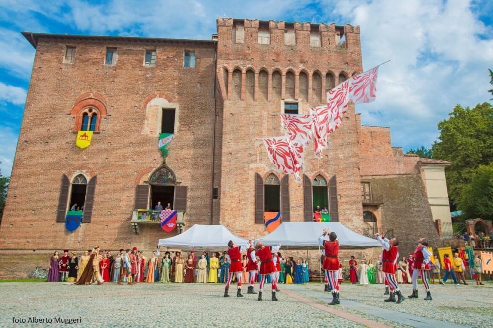 San Colombano al Lambro Bed & Breakfast Sforza 19 المظهر الخارجي الصورة