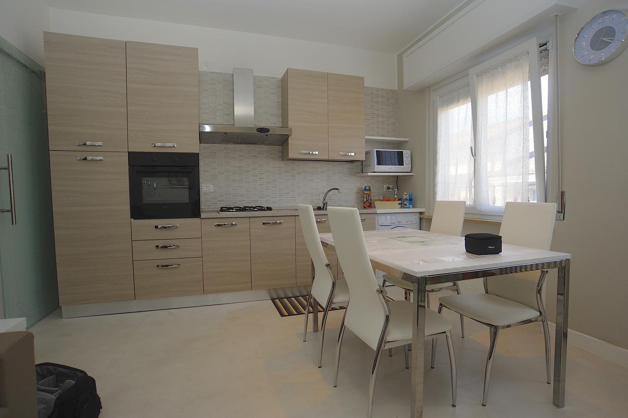 San Colombano al Lambro Bed & Breakfast Sforza 19 المظهر الخارجي الصورة